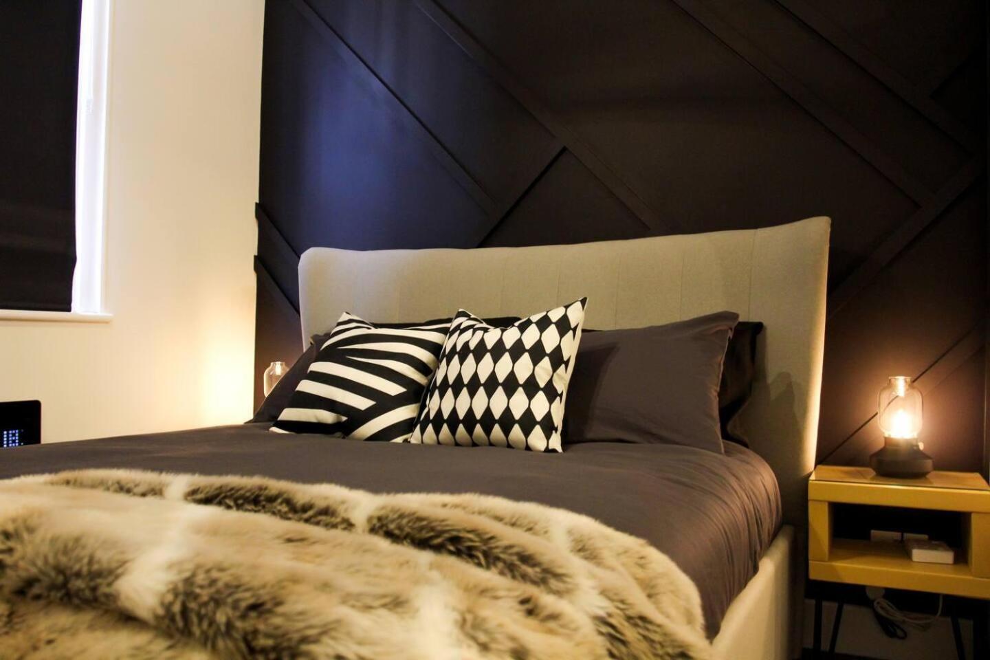 Studio-Sleeps 4-10 Min H Potter-17 Min London Watford  Eksteriør billede